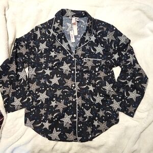 Victoria’s Secret Pajama Top Sz M Sleep Shirt Flannel LongSleeve Black Stars NWT